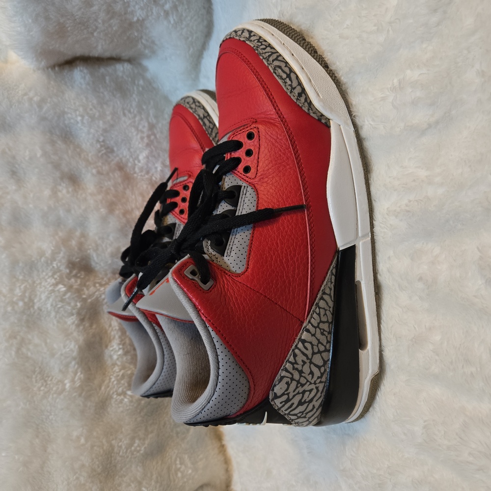Jordan 3 Retro SE ‘Red Cement’ Unite - Men’s Size 11 🔥